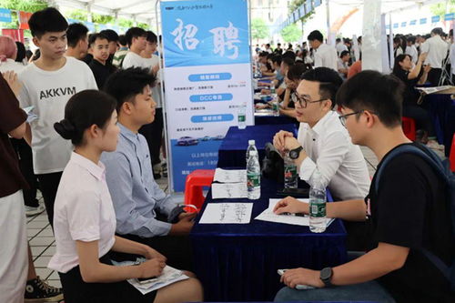 廣西交職院成功舉辦交通運輸行業校園雙選會，企業管理咨詢成新亮點